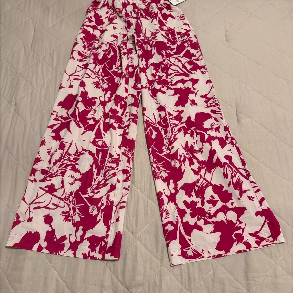 Lululemon Swift mid-rise wide leg pant